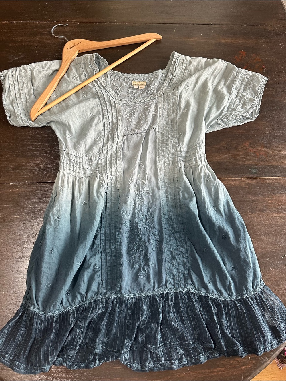 Holding Horses Anthropologie Embroidered Ombré Boho Dress XS